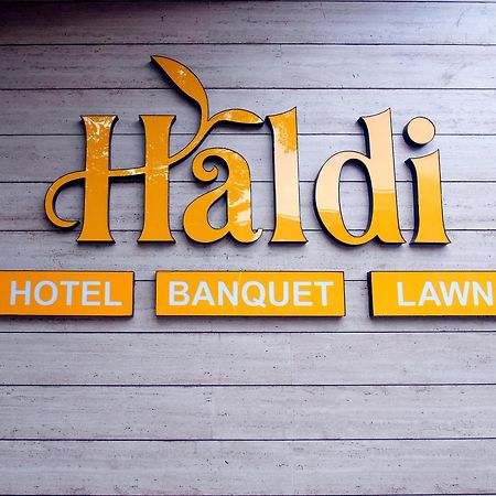 Hotel Haldi Nashik Buitenkant foto